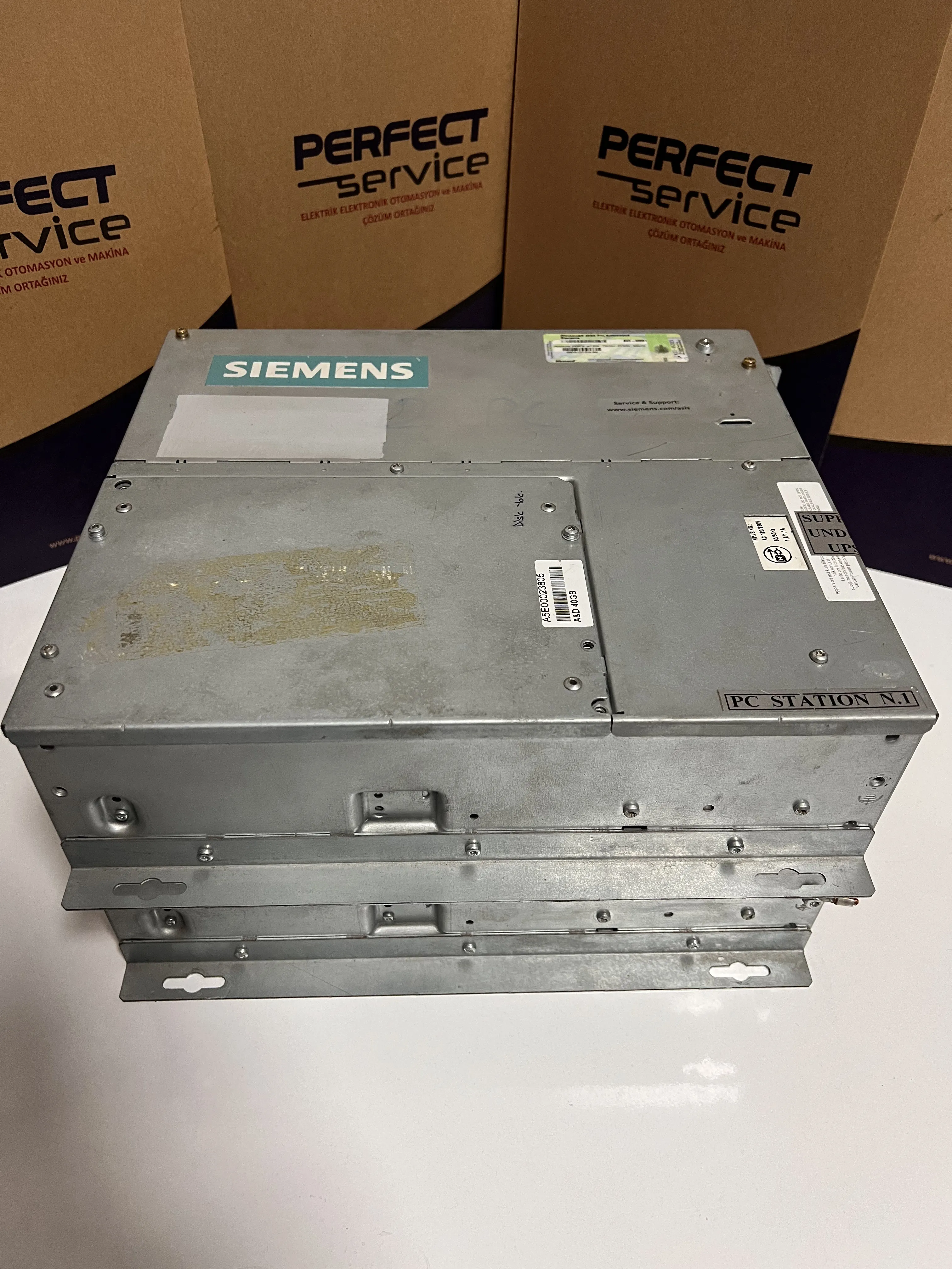 Siemens 6ES7647-5HG20-0JX0 Box PC | SIMATIC Industrial PC