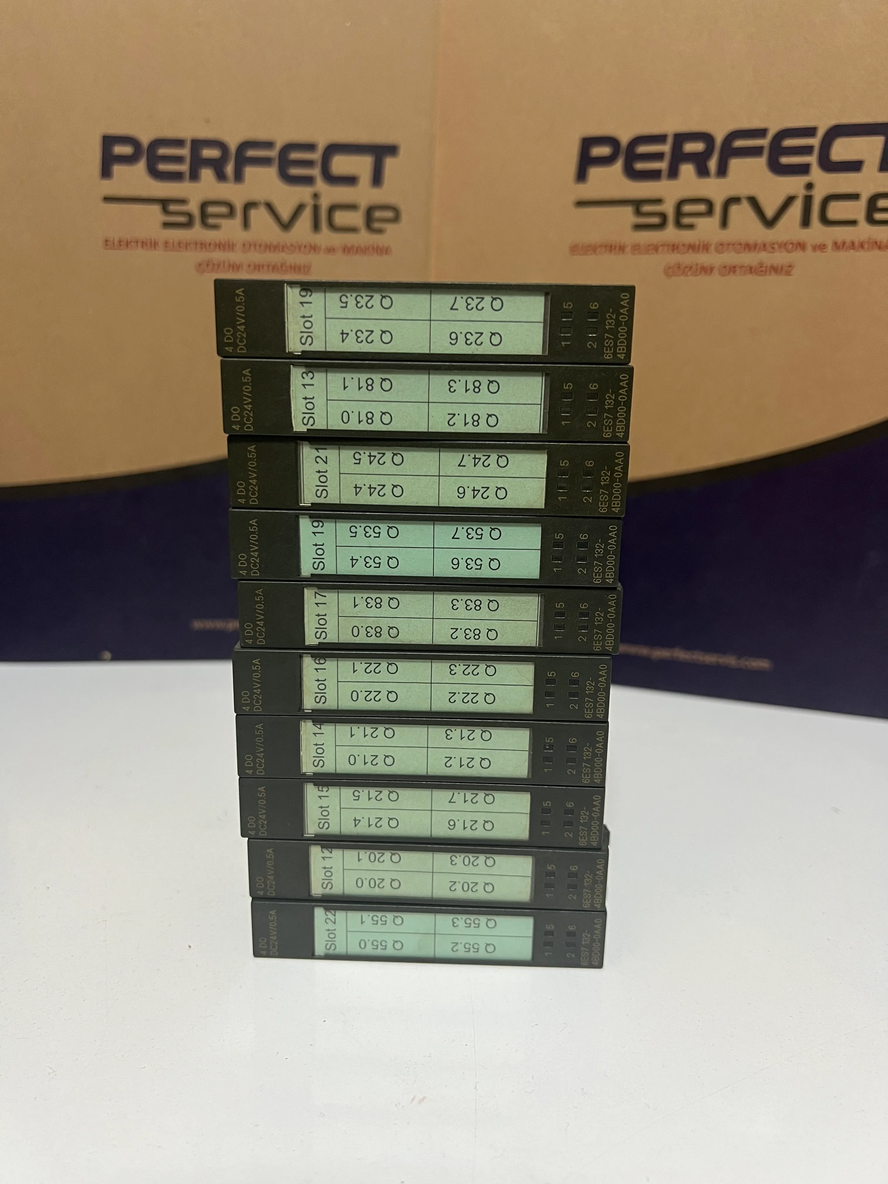 Siemens 6ES7132-4BD00-0AA0 ET200S Dijital Çıkış Modülü