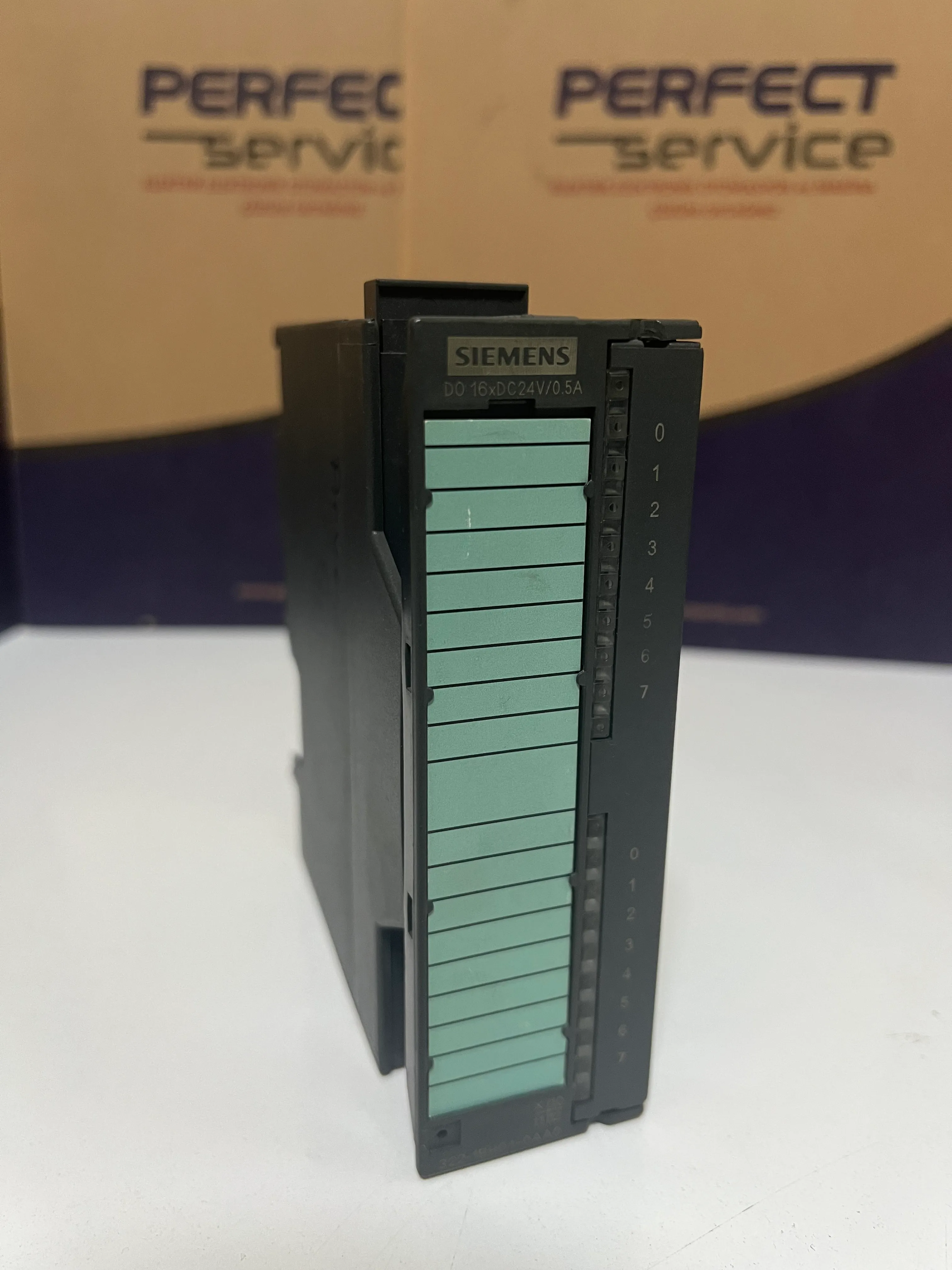 Siemens 6ES7322-1BH01-0AA0 Digitales Ausgangsmodul
